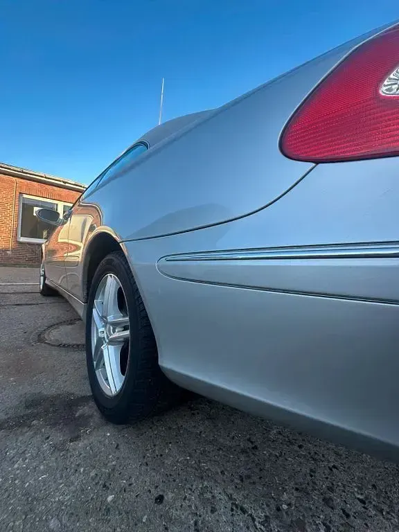 Gebraucht Mercedes CLK200 170 PS (125 kW) 2005 Silber Coupé