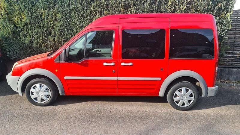 Gebraucht Ford Tourneo 90 PS (66 kW) 2005 Rot Kombi