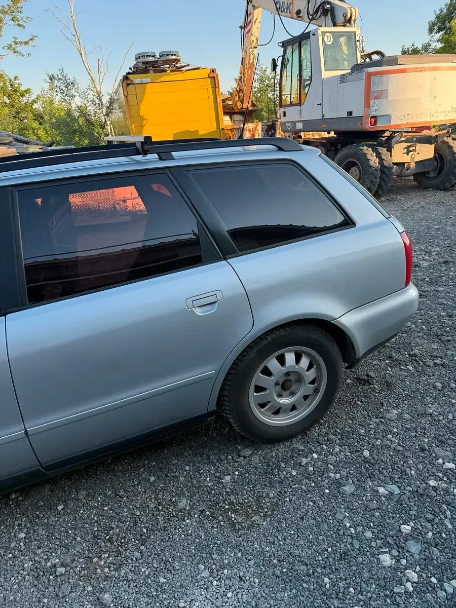 Gebraucht Audi A4 100 PS (73 kW) 1999 Silber Kombi