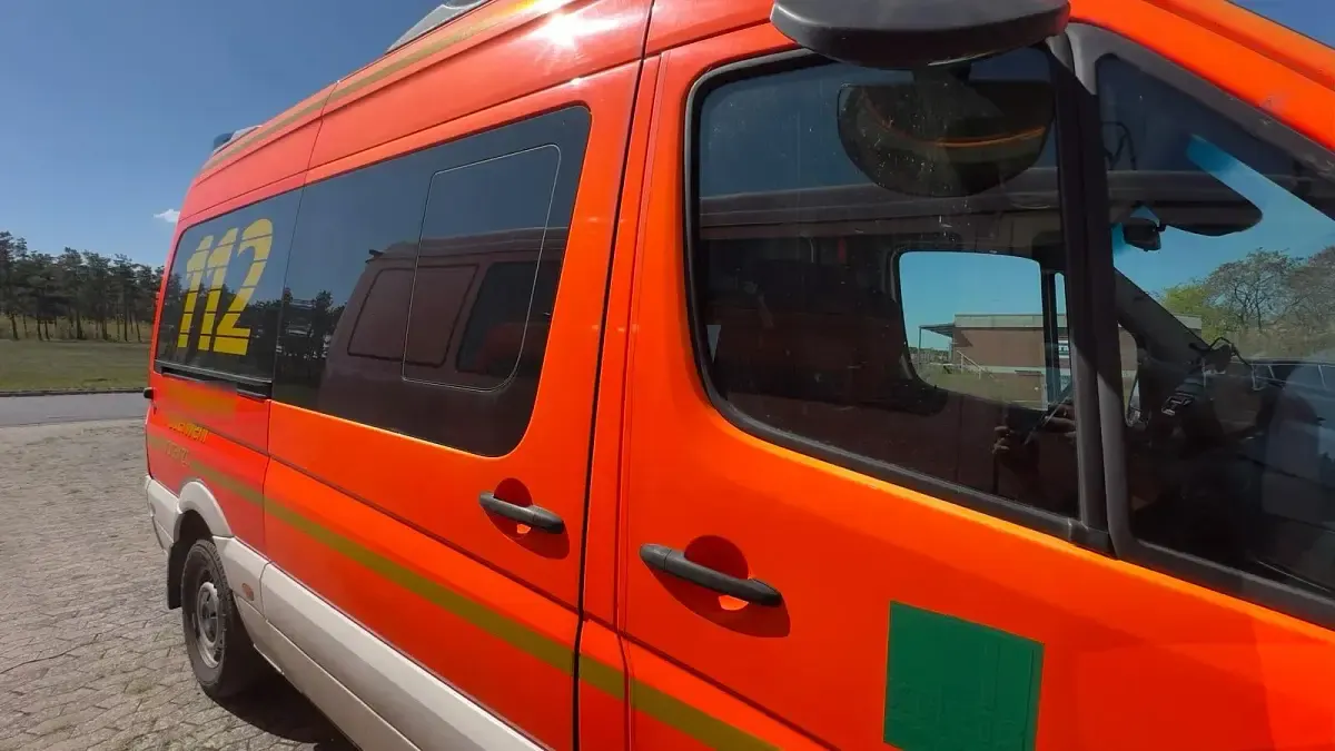 Gebraucht Mercedes 416 177 PS (130 kW) 2018 Weiß Van