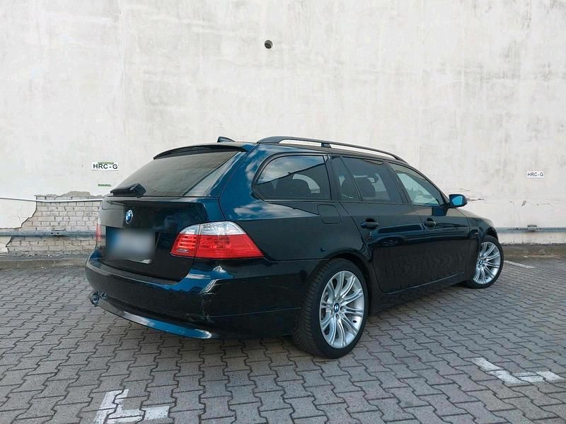 Gebraucht BMW 530 272 PS (200 kW) 2007 Schwarz Kombi