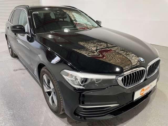 Gebraucht BMW 520 190 PS (139 kW) 2020 Schwarz Kombi