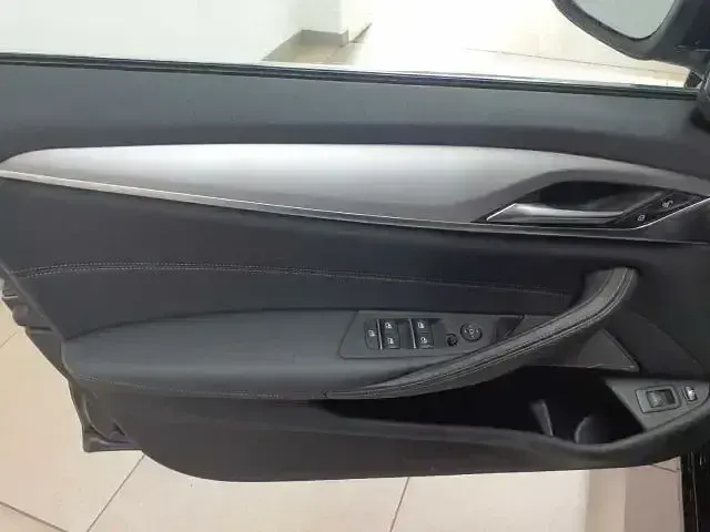 Gebraucht BMW 530e Sport Line 2022 Schwarz Kombi