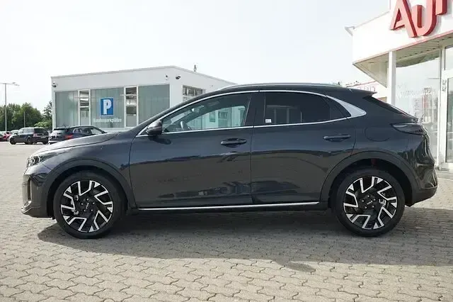 Neu Kia XCeed 179 PS (131 kW) 2026 Grau SUV