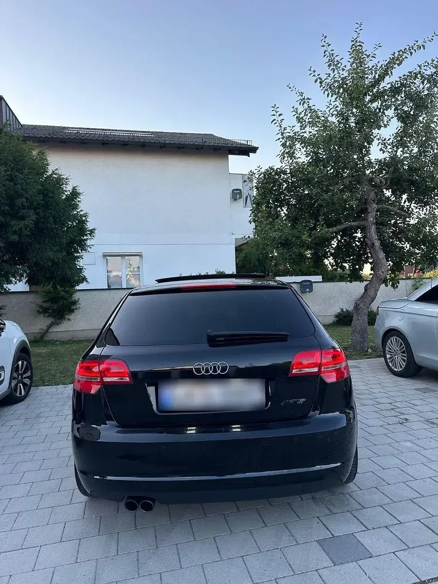 Gebraucht Audi A3 Sportback Attraction 159 PS (116 kW) 2008 Schwarz Kleinwagen