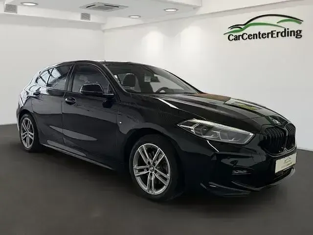Gebraucht BMW 118 M Sport 150 PS (110 kW) 2023 Schwarz Kleinwagen