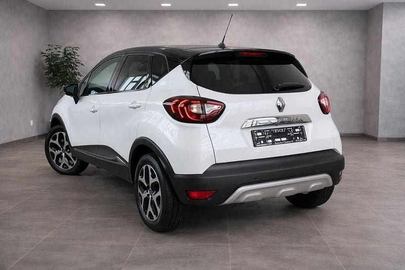 Używany Renault Captur Collection 131 KM (96 kW) 2020 Biały SUV