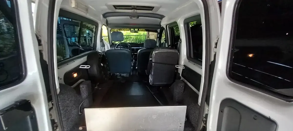 Gebraucht Renault Kangoo 75 PS (55 kW) 1998 Weiß Van / Kleinbus