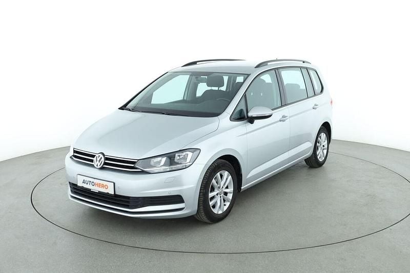Grau Gebraucht 2017 VW Touran Comfortline Van / Kleinbus | 19.880 € (Guter Preis) - Bild 1/3