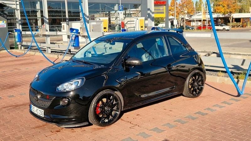 Gebraucht Opel Adam S 150 PS (110 kW) 2017 Schwarz Kleinwagen