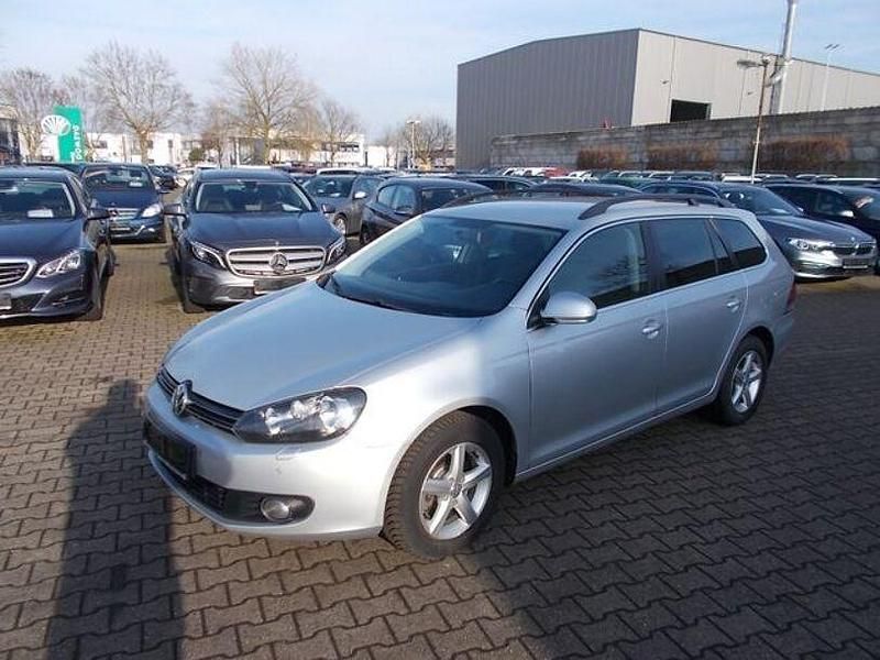 Silber Gebraucht 2011 VW Golf VI Kombi | 7.300 € (Etwas zu teuer) - Bild 1/4
