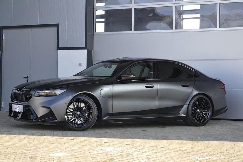 Gebraucht BMW M5 Performance 727 PS (534 kW) 2025 Grau Limousine