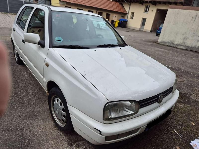 Gebraucht VW Golf III 60 PS (44 kW) 1997 Weiß Limousine