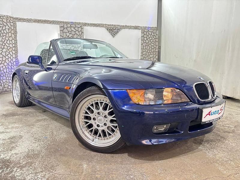 Blau Gebraucht 1997 BMW Z3 Sport Line Cabrio | 18.971 € - Bild 1/4