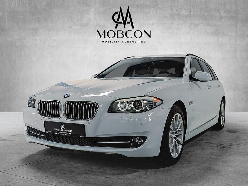 Weiß Gebraucht 2011 BMW 525 Kombi | 15.700 € (Etwas zu teuer) - Bild 1/4