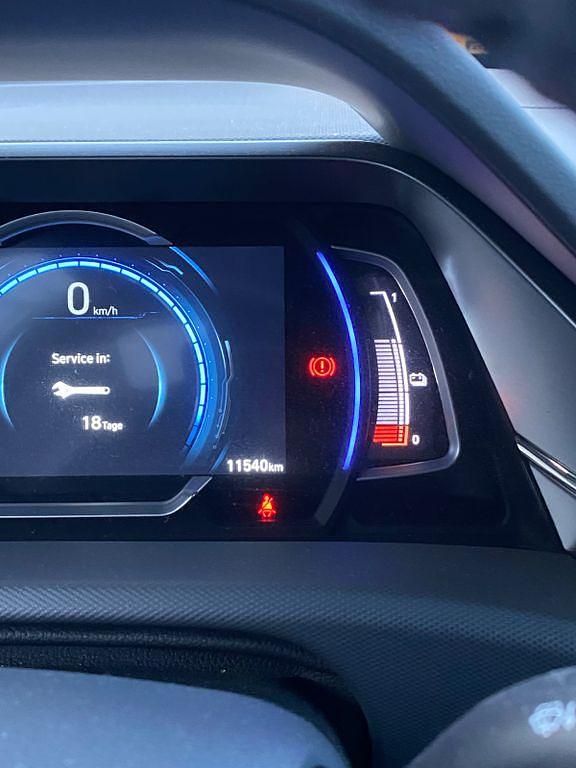 Gebraucht Hyundai Ioniq Premium 100 kW (136 PS) 2021 Blau Kleinwagen