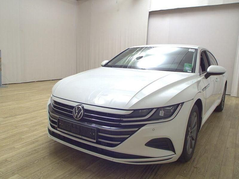 Gebraucht VW Arteon 150 PS (110 kW) 2022 Weiss Limousine