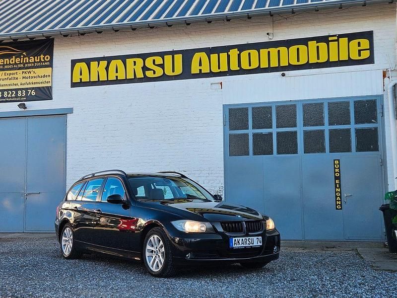 Gebraucht BMW 318 Advantage 122 PS (89 kW) 2007 Schwarz Kombi