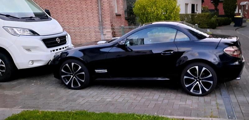 Schwarz Gebraucht 2005 Mercedes SLK200 Cabrio | 8.499 € (Guter Preis) - Bild 1/4