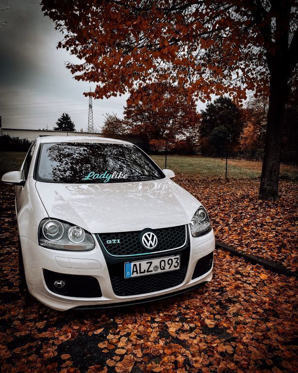 Weiß Gebraucht 2008 VW Golf V Edition Limousine | 13.700 € - Bild 1/4