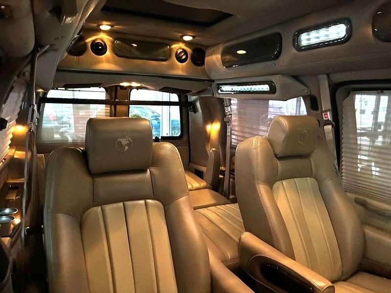 Gebraucht Chevrolet Express SE 314 PS (230 kW) 2014 Schwarz Van / Kleinbus