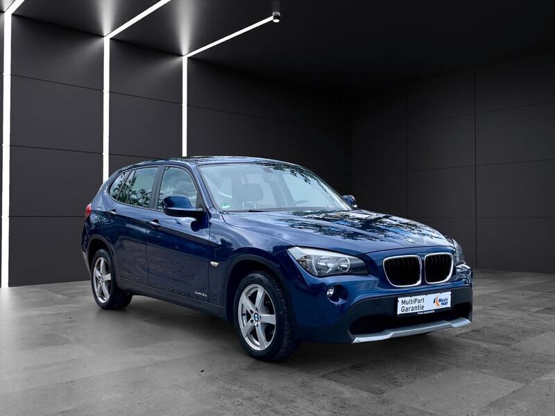 Blau Gebraucht 2012 BMW X1 SUV | 8.990 € (Fairer Preis) - Bild 1/4