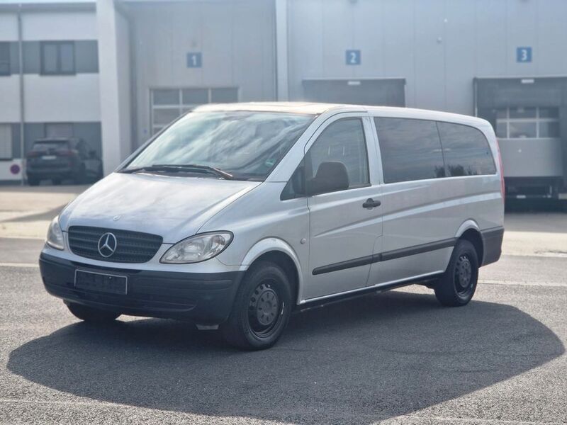 Silber Gebraucht 2006 Mercedes Vito Van / Kleinbus | 5.999 € - Bild 1/4