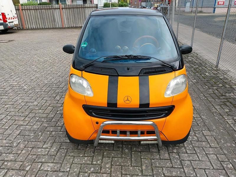Orange Gebraucht 2000 Smart ForTwo Coupé Kleinwagen | 1.350 € (Fairer Preis) - Bild 1/4