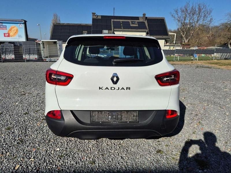 Gebraucht Renault Kadjar Life 131 PS (96 kW) 2017 Weiß SUV