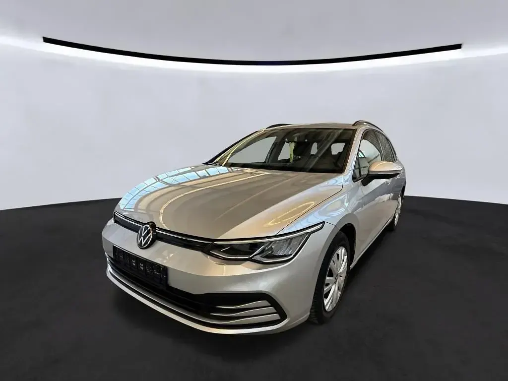 Gebraucht VW Golf VIII Pro 116 PS (85 kW) 2023 Reflexsilber metallic Kombi