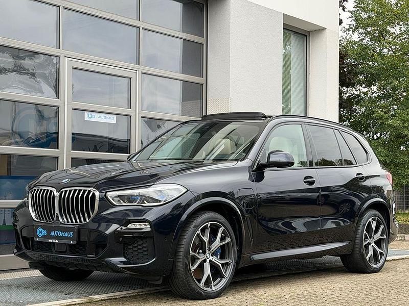 Carbonschwarz Gebraucht 2021 BMW X5 M Sport SUV | 51.990 € (Teuer) - Bild 1/4