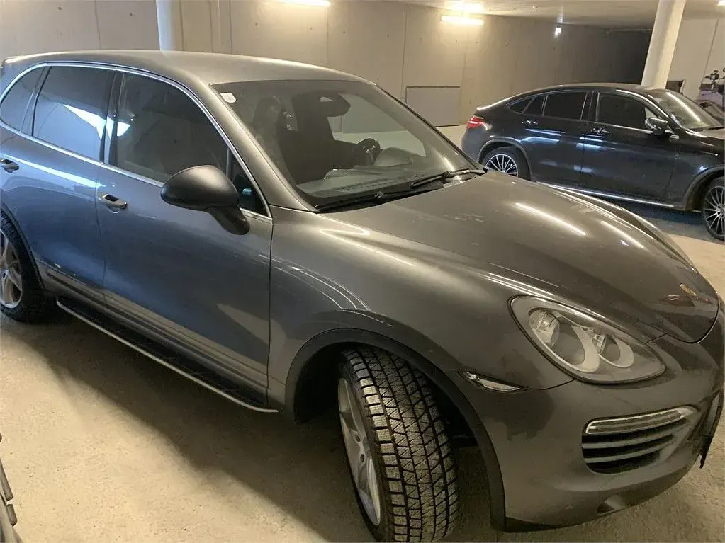 Second-hand Porsche Cayenne 245 CP (180 kW) 2014 Gri SUV