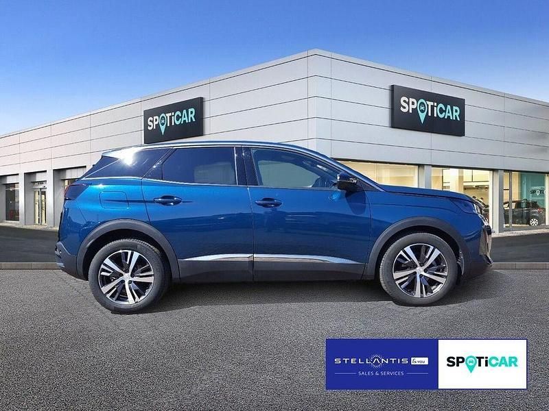 Gebraucht Peugeot 3008 Allure 131 PS (96 kW) 2023 Blau SUV