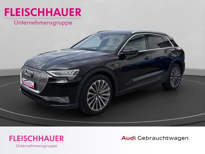 Schwarz Gebraucht 2022 Audi e-tron SUV | 34.980 € (Teuer) - Bild 1/4
