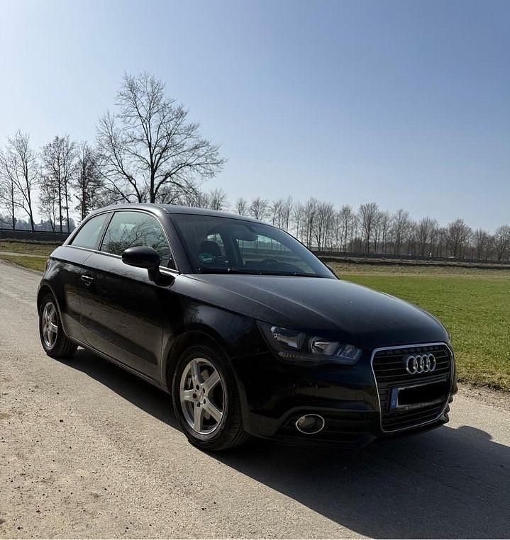 Gebraucht Audi A1 Premium 105 PS (77 kW) 2011 Schwarz Kleinwagen