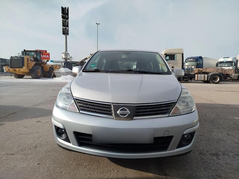 Gebraucht Nissan Tiida Acenta 126 PS (92 kW) 2008 Grau Limousine
