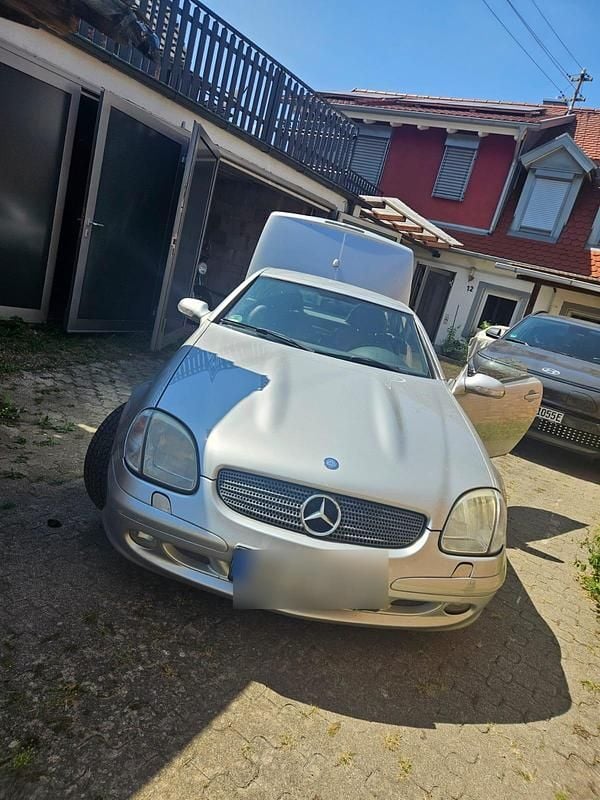 Gebraucht Mercedes SLK320 217 PS (159 kW) 2000 Silber Cabrio