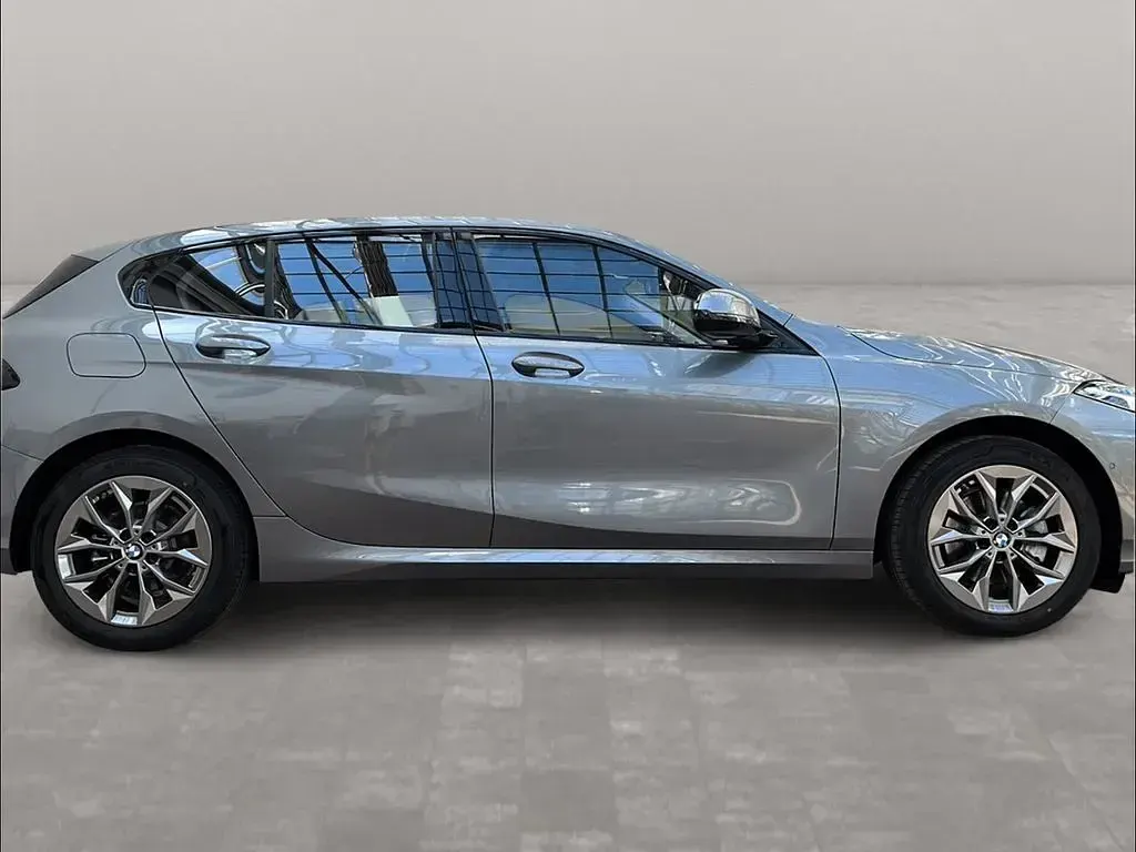 Używany BMW 120 Shadowline 156 KM (114 kW) 2025 Szary Hatchback