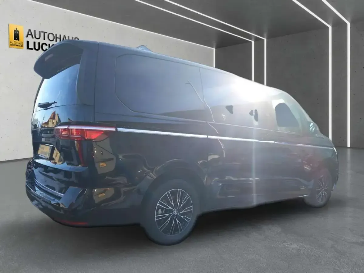 Neu VW Multivan Style 150 PS (110 kW) 2026 Deep black perleffekt Van / Kleinbus