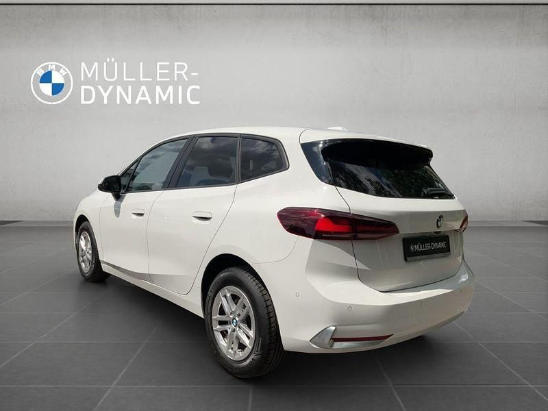 Gebraucht BMW 218 Active Tourer Efficient Dynamics 150 PS (110 kW) 2022 Alpinweiß uni Van / Kleinbus