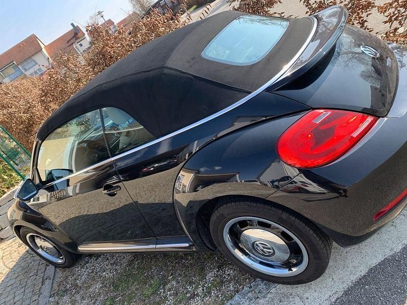 Gebraucht VW Beetle S 105 PS (77 kW) 2014 Schwarz Kleinwagen