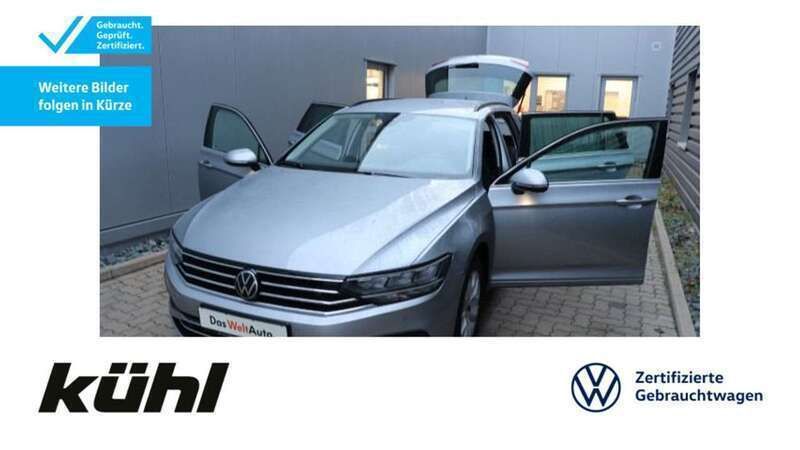 Silber Gebraucht 2022 VW Passat Business Kombi | 35.390 € - Bild 1/2