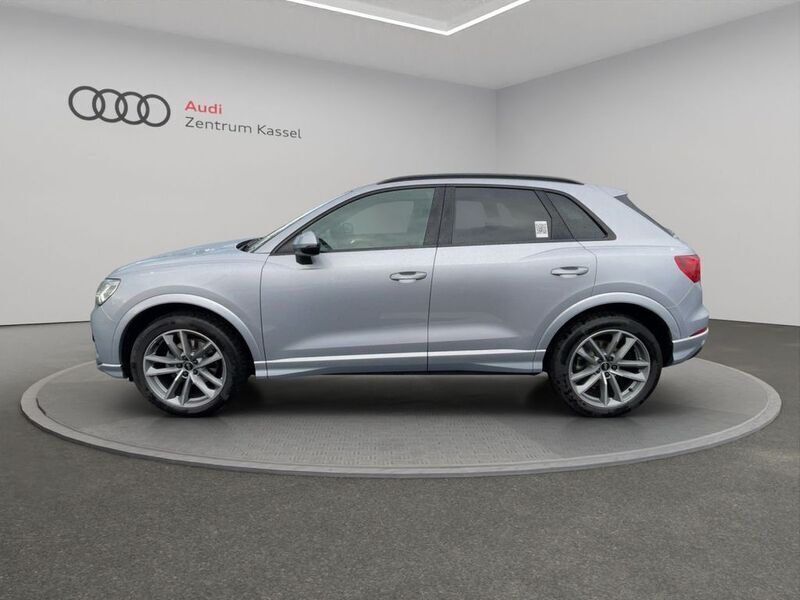 Gebraucht Audi Q3 Ambiente 150 PS (110 kW) 2024 Silber SUV