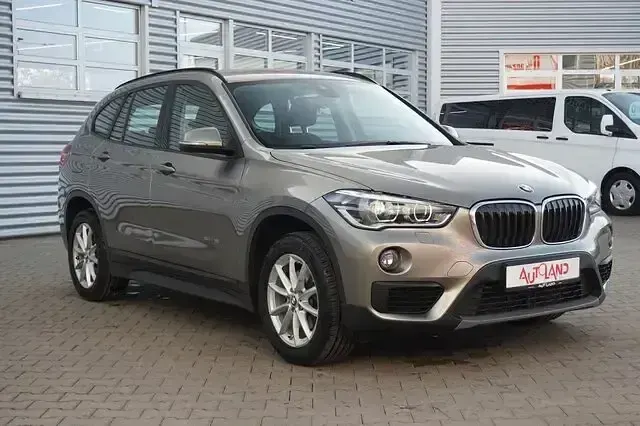 Usata BMW X1 Performance 140 CV (102 kW) 2017 Argento SUV