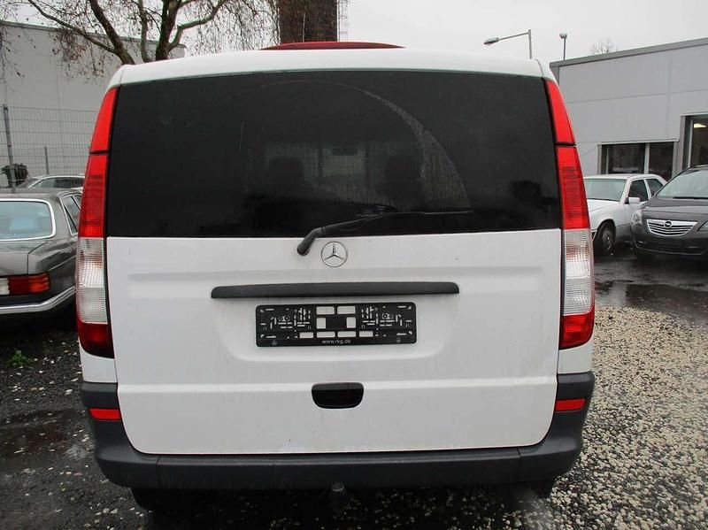 Gebraucht Mercedes Vito 163 PS (119 kW) 2012 Arktikweiss Van