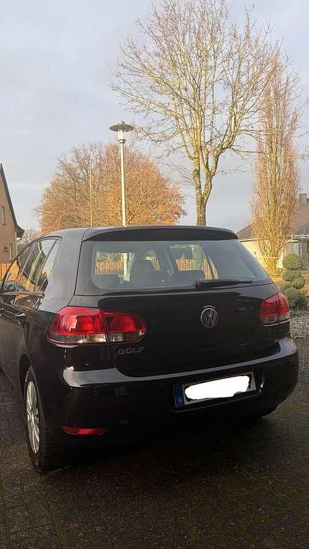 Gebraucht VW Golf VII Comfortline 80 PS (58 kW) 2012 Limousine