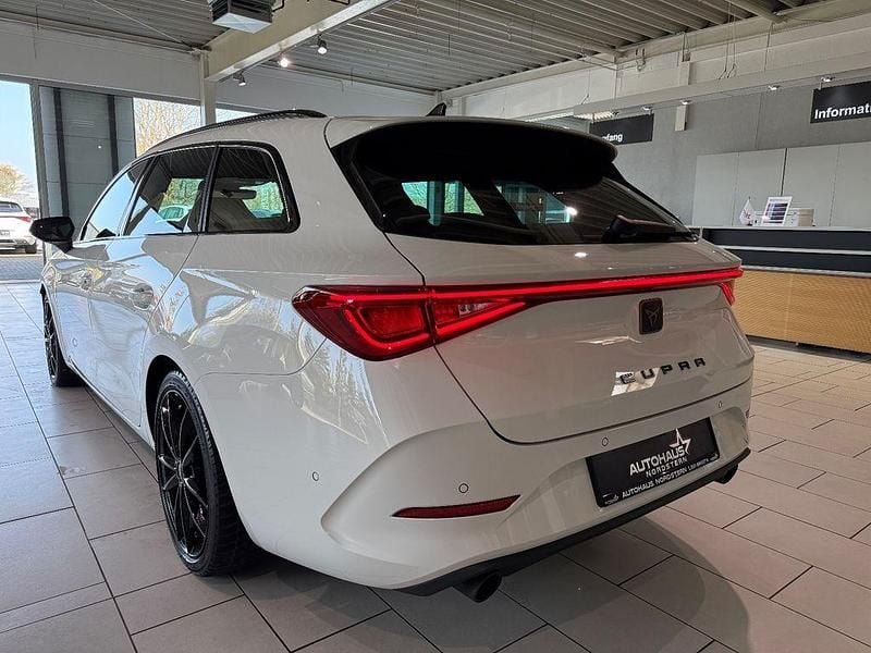 Gebraucht Cupra Leon VZ 245 PS (180 kW) 2024 Weiß Kombi