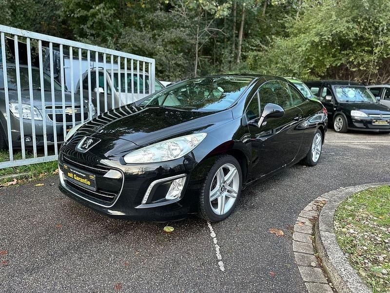 Gebraucht Peugeot 308 CC Active 156 PS (114 kW) 2012 Schwarz Cabrio
