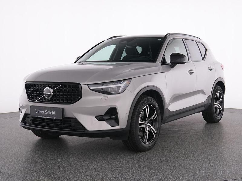 Gebraucht Volvo XC40 Plus 163 PS (119 kW) 2025 Silber SUV
