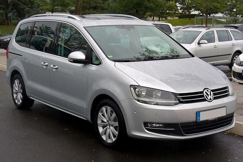 Gebraucht VW Sharan Highline 140 PS (102 kW) 2014 Silber Van / Kleinbus